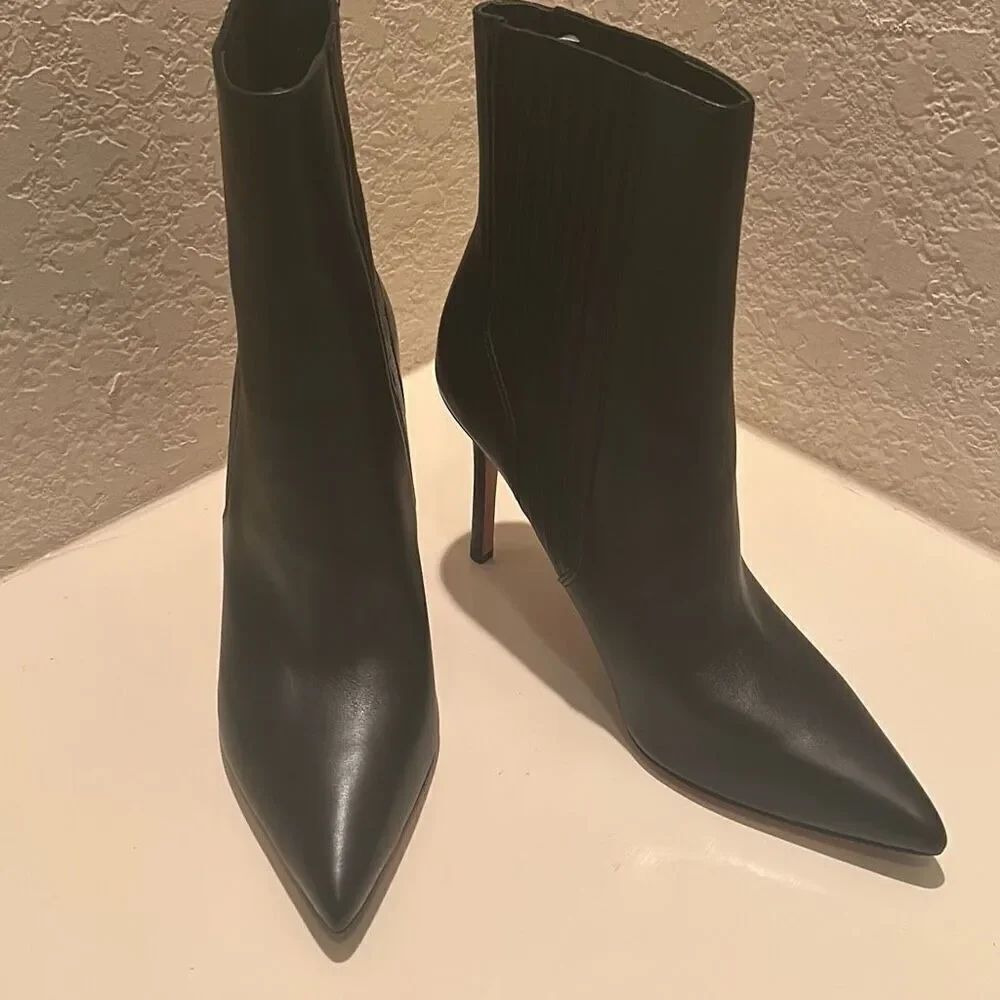 Veronica Beard Size 10.5 Lisa Mid-Heel Bootie Black Leather Classic Pull On New
